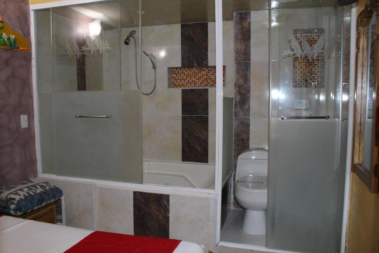 Hotel Las Guacamayas กัวตาเป ภายนอก รูปภาพ