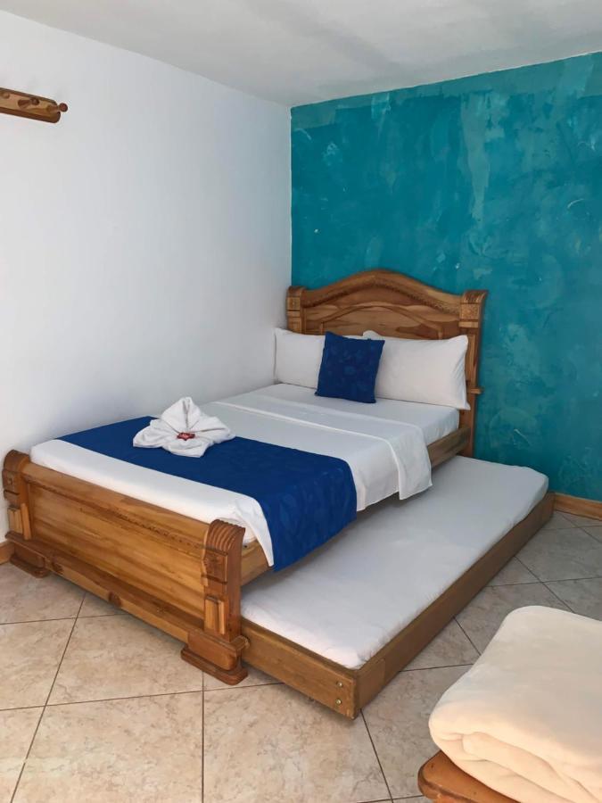 Hotel Las Guacamayas กัวตาเป ภายนอก รูปภาพ